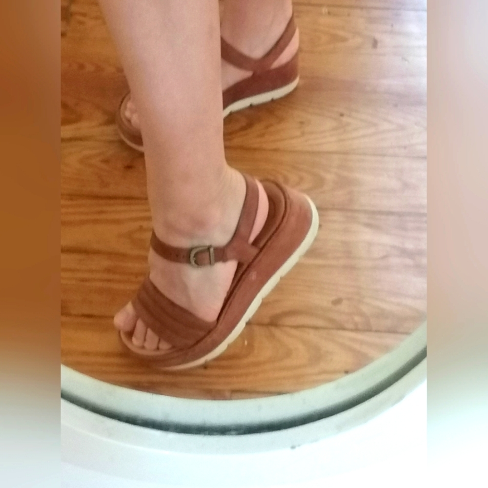 Born Farro Leather Platform Sandals size 6